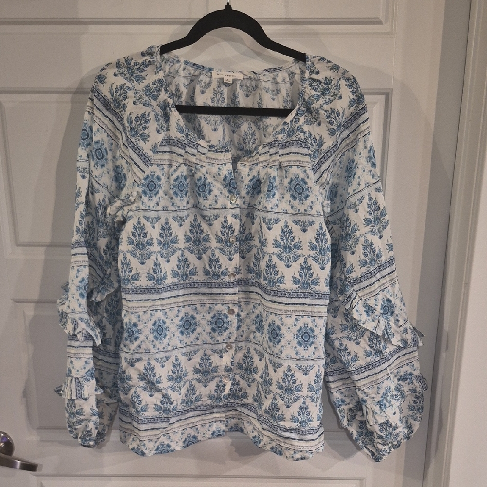 Blu Pepper Blue and White Floral Peasant Top